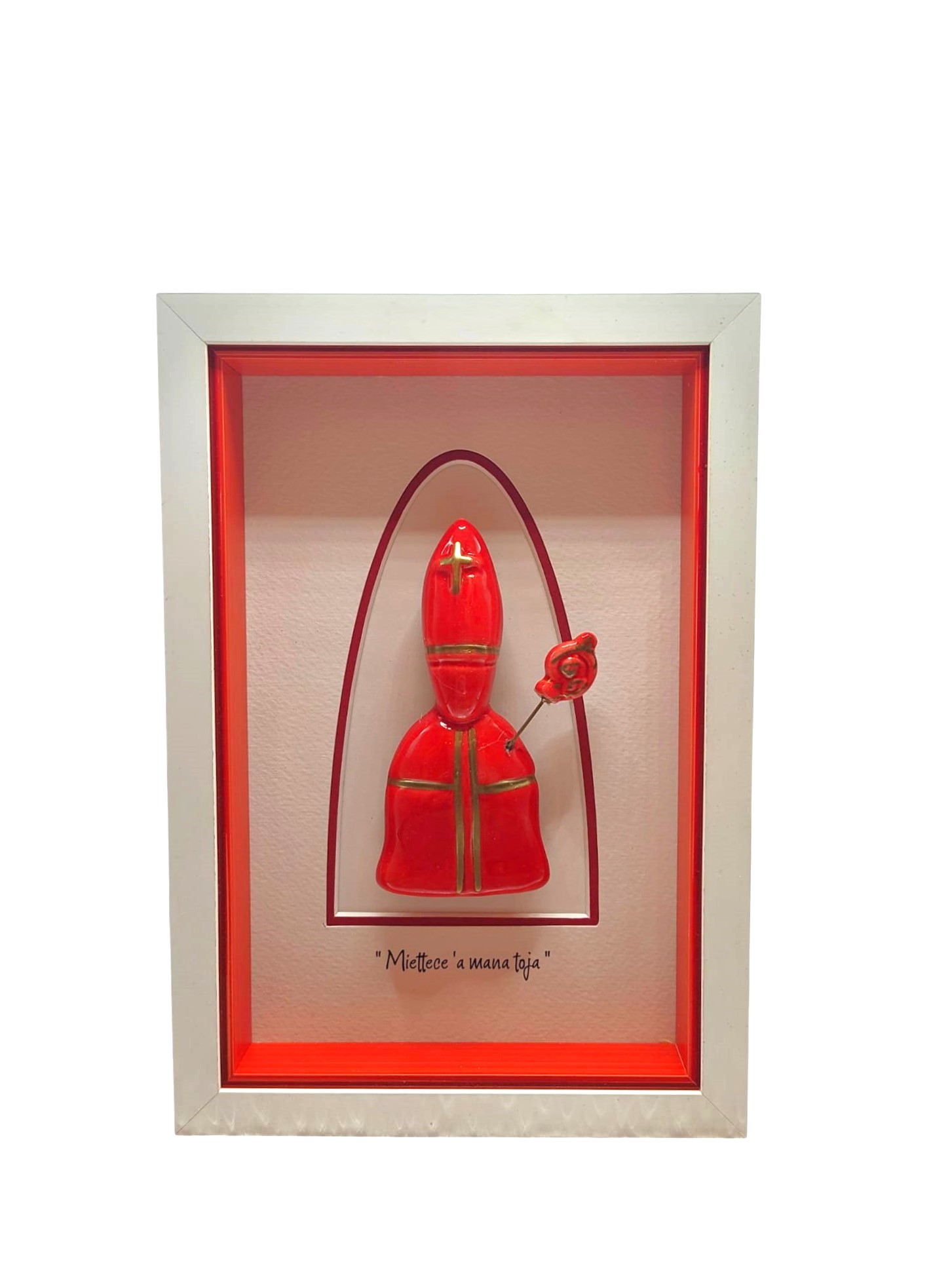 TChic Specialist Ischia openheart maschera OPENHEART: figura in ceramica incorniciata che racconta emozioni e storia. OPENHEART | San Gennaro rosso con cornice 22x15cm | Ceramica